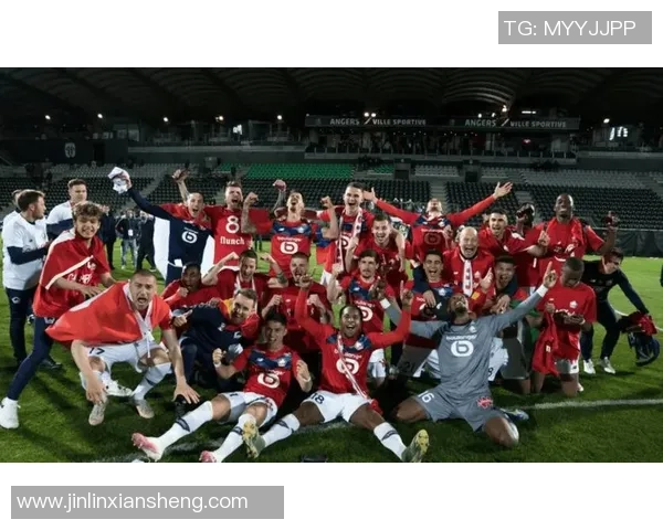 塞维利亚迎战萨尔格里斯期待精彩对决双方争夺欧战资格的关键战役 塞维利亚迎战萨尔格里斯期待精彩对决双方争夺欧战资格的关键战役