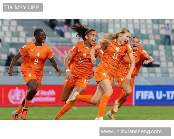 17岁朝鲜少女5球踢碎足球经济学!赤贫国家连灭巴西我国反知识 17岁朝鲜少女5球踢碎足球经济学!赤贫国家连灭巴西我国反知识